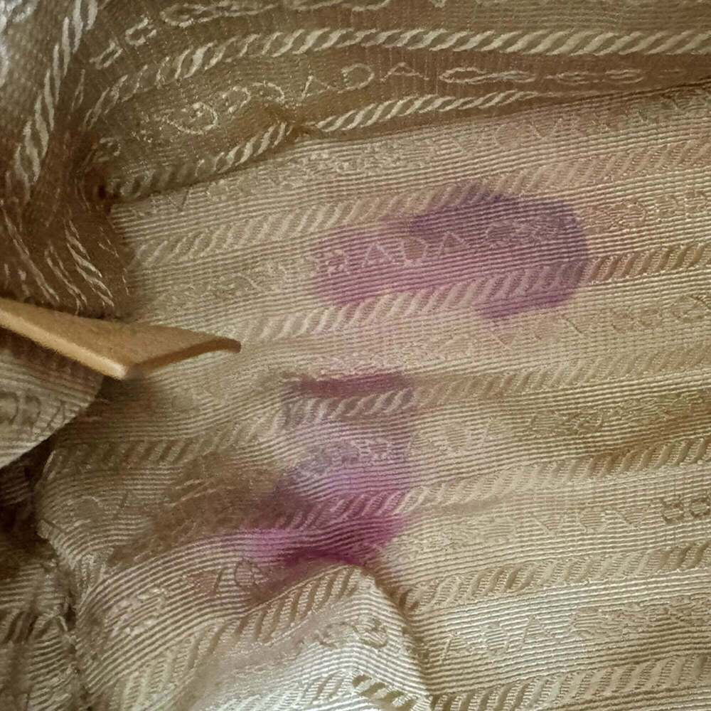 PRADA Cream Leather Shoulder Bag - Picture 12 of 13